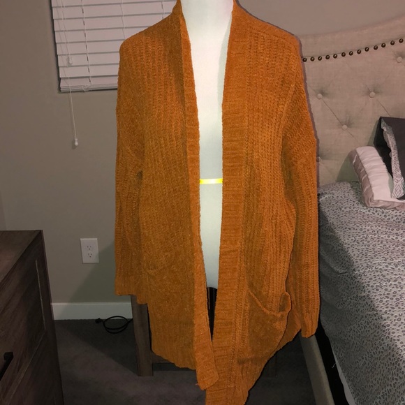 American Eagle Outfitters Sweaters - AE CARAMEL VELVET KNIT CARDIGAN THIGH LENGTH